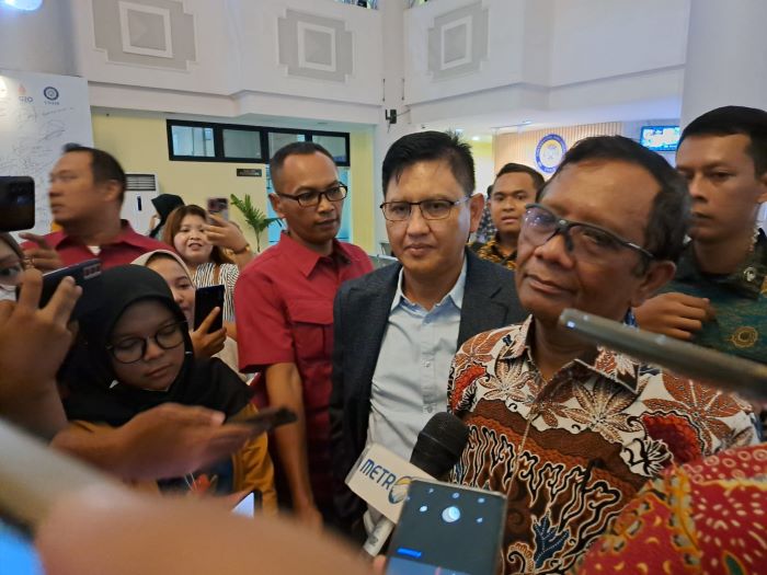 Menkopolhukam Mahfud MD. - Image