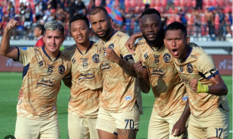 Tim Arema FC. - Image