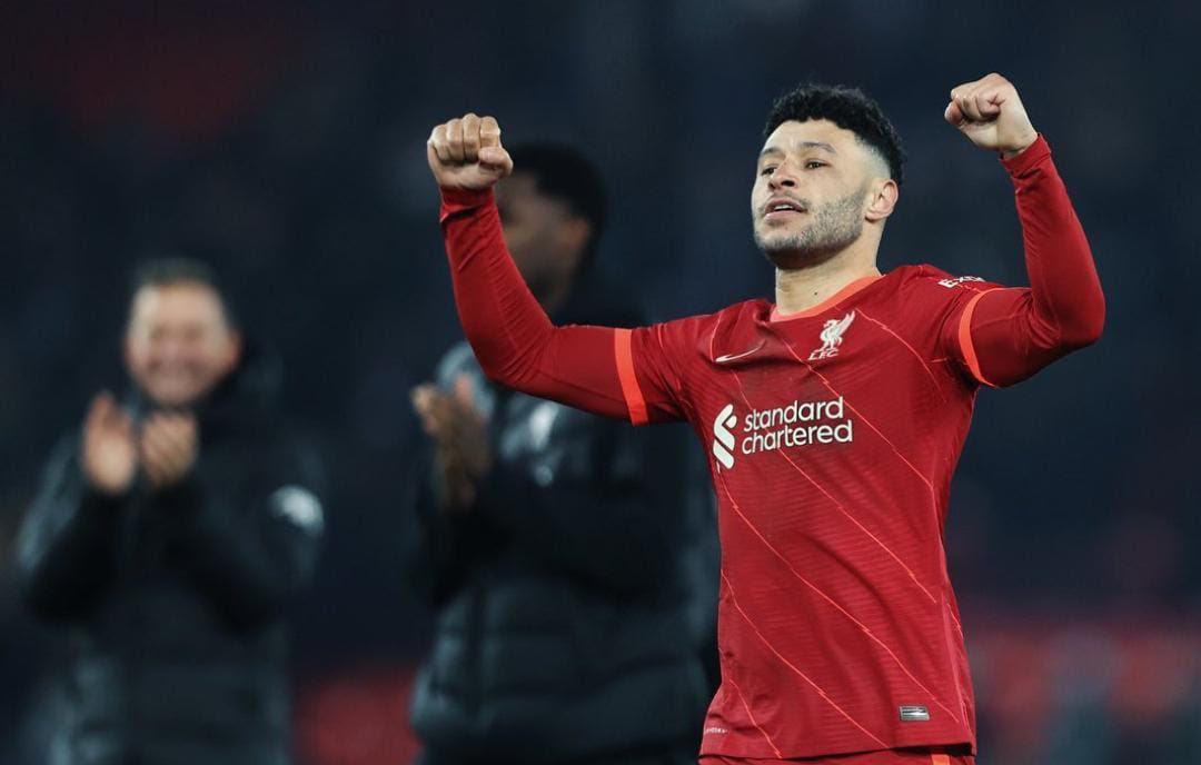 Alex Ox-Chamberlain mantan pemain Liverpool yang kini bermain di Besiktas. - Image