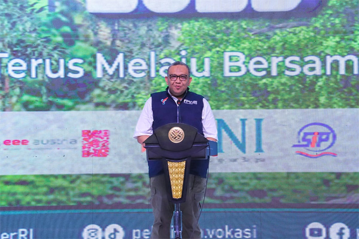 Wakil Menteri Ketenagakerjaan, Afriansyah Noor pada penutupan Festival Pelatihan Vokasi dan Job Fair Nasional 2023 - Image
