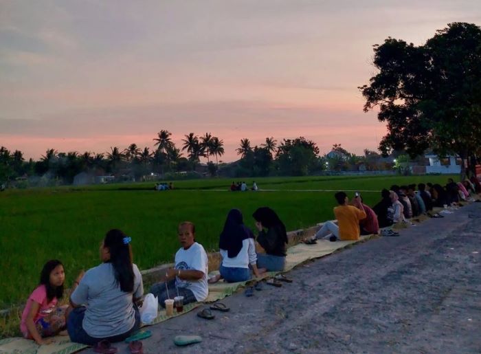 Angkringan Senja Gurau.