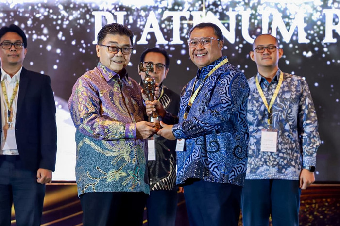 bank bjb meraih penghargaan Asia Sustainability Reporting Rating (ASRRAT) 2023 dengan predikat - Image