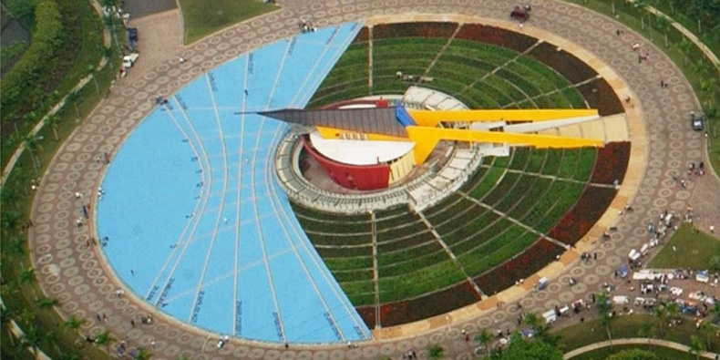 Puspa Iptek Sundial, satu di antara tempat wisata dekat Stasiun Padalarang.