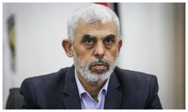 Yahya Sinwar, Pemimpin Tertinggi dari kelompok militan Palestina, Hamas, yang dilabeli sebagai target nomor satu Israel di Gaza. (Getty Images) - Image