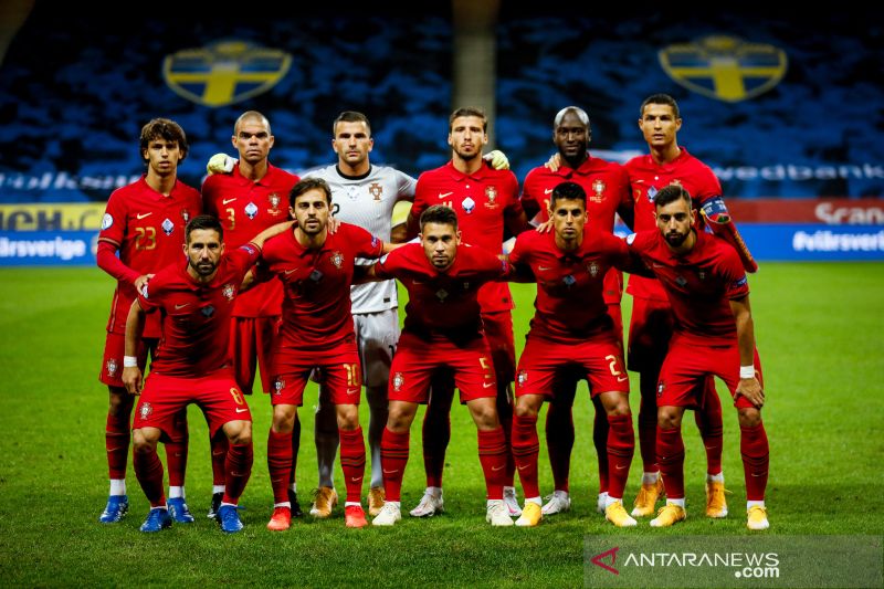 Ilustrasi: Para pemain timnas Portugal untuk pertandingan UEFA Nations League football kontra Swedia pada 8 September 2020 di Solna, Swedia. (ANTARA) - Image