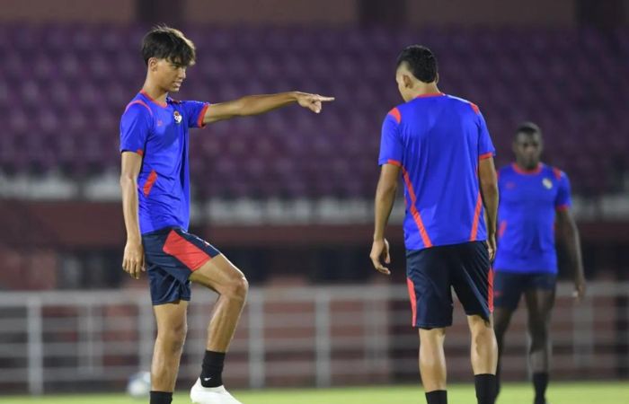 Timnas Panama U-17 sedang latihan di Lapangan Thor Surabaya / sumber: Antara - Image