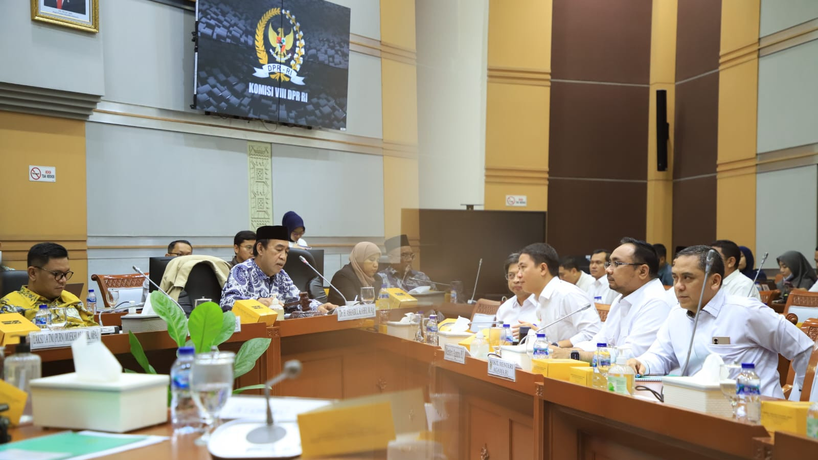 Kemenag dan DPR Bentuk Panja Biaya Penyelenggaraan Ibadah Haji Tahun 2024 (Kemenag.go.id) - Image