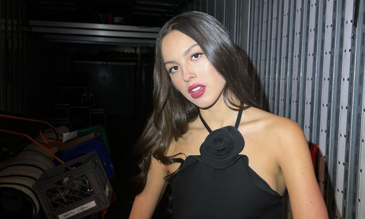 Olivia Rodrigo, penulis dan pengisi soundtrack The Hunger Games: The Ballad of Songbirds and Snakes melalui lagu Can’t Catch on Me Now / Sumber Instagram Olivia Rodrigo - Image