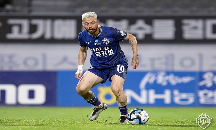 Pengganti Sho Yamamoto dari Brazil. - Image