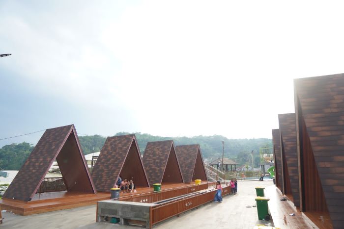Destinasi wisata Wahana Alam Parung, Kabupaten Tasikmalaya, Jawa Barat. - Image