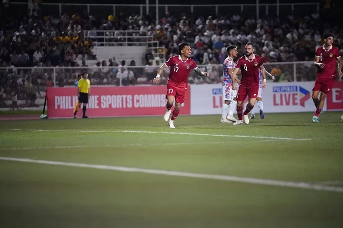 Saddil Ramdani berselebrasi setelah menjebol gawang Filipina dalam lanjutan Kualifikasi Piala Dunia 2026. - Image