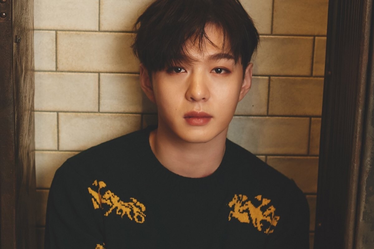 Penyanyi Lee Changsub dari boygrup BTOB. Sumber foto: X.com / @OFFICIALBTOB - Image