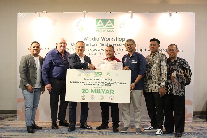Musim Mas Group fasilitasi RSPO petani binaannya senilai Rp 20 miliar. - Image