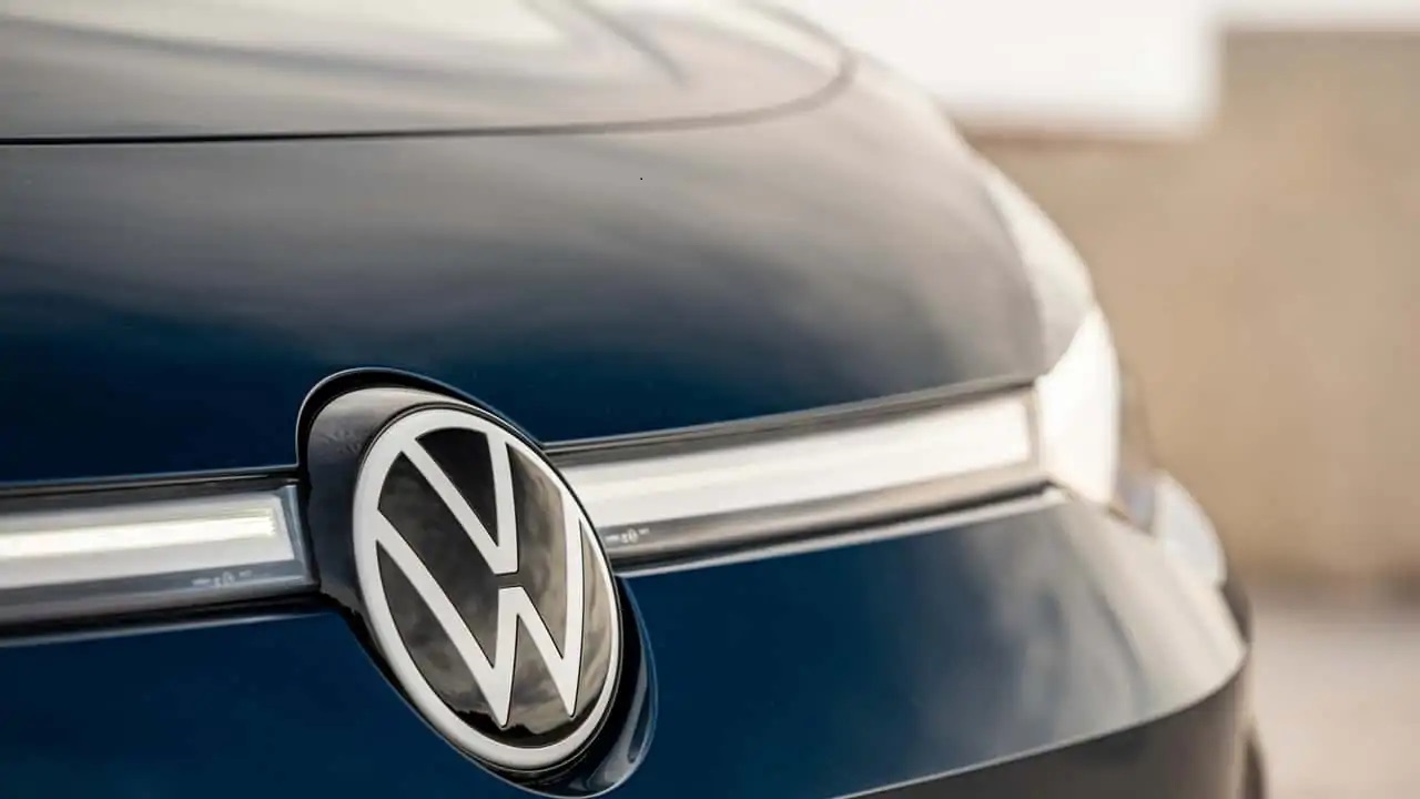 Volkswagen siap tantang dominasi kendaraan listrik Tiongkok dengan strategi produksi lokal. - Image