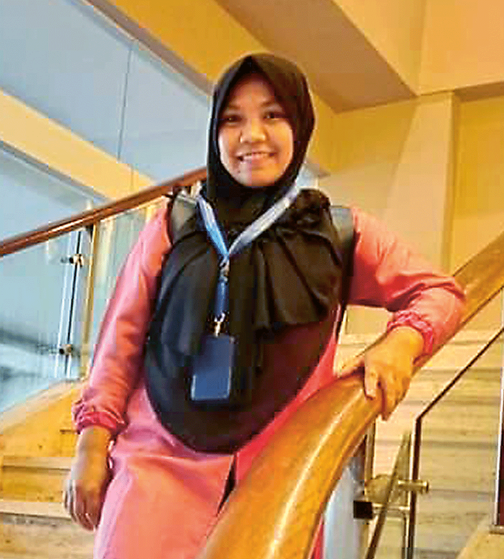 PEREMPUAN DAN LINGKUNGAN: Ria Hartini saat di Surabaya menghadiri Konferensi dan Kongres Perempuan dan Generasi Muda Penjaga Hutan (8/11).