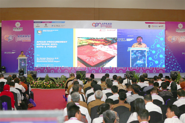 Pembukaan Apkasi Procurement Network 2023: Expo & Forum (APN 2023) yang berlangsung di Hall C, Jakarta Convention Center, Senayan Jakarta, Senin (27/11/2023). - Image