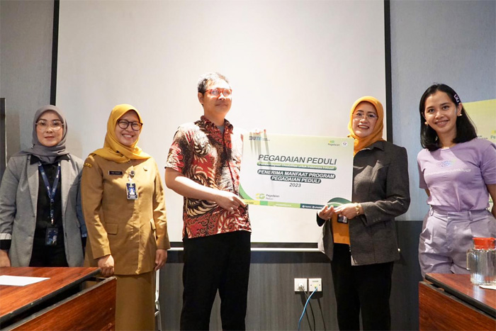 PT Pegadaian dan Alunjiva Indonesia menggelar program “Pemberdayaan Disabilitas untuk Indonesia Inklusif” untuk penyandang disabilitas wirausaha UMK di wilayah Bandung dan sekitarnya. - Image