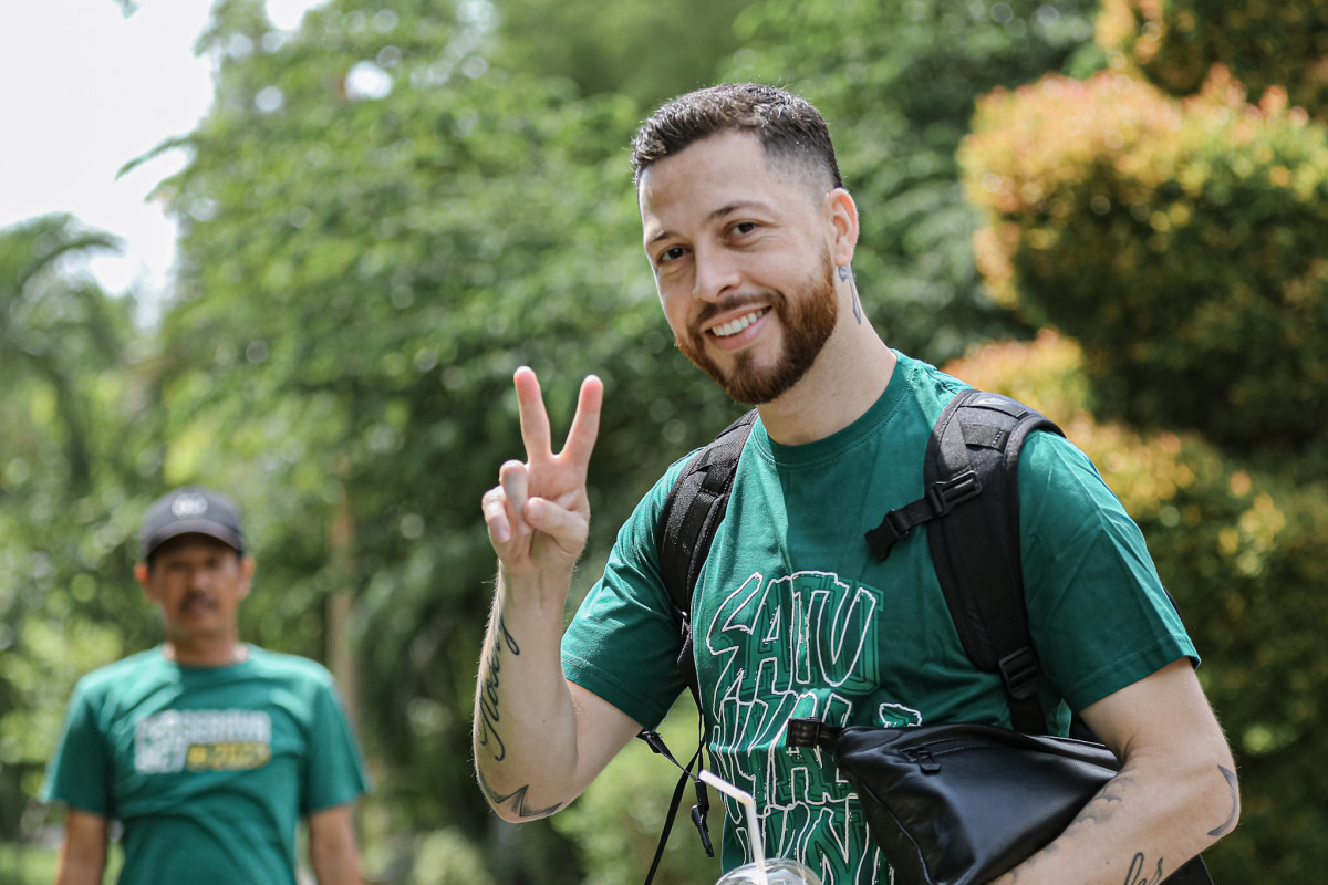 Robson Duarte yakin Persebaya menang melawan RANS Nusantara, Jumat (1/12) sore WIB. - Image