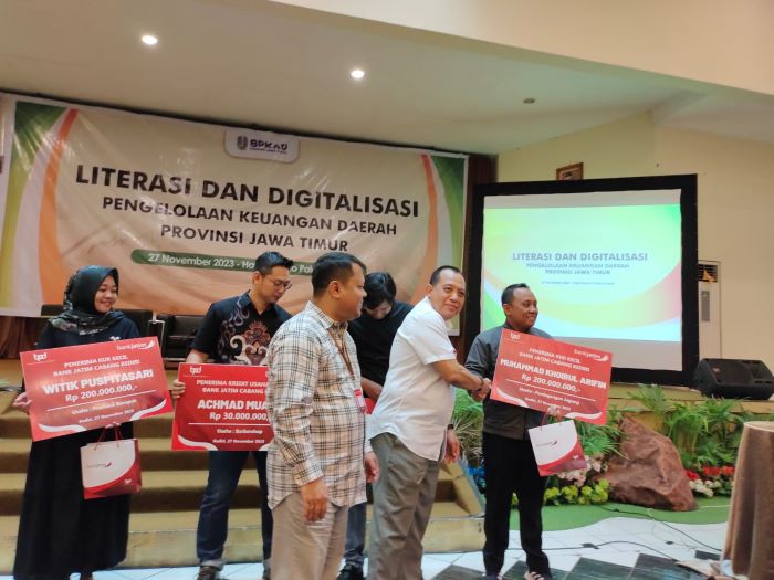 Forum literasi dan digitalisasi pengelolaan keuangan daerah BPKAD Jatim. - Image
