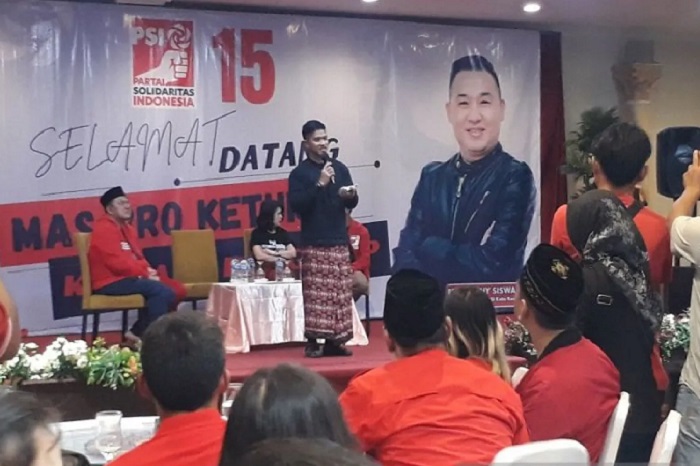 Ketua Umum Partai Solidaritas Indonesia (PSI) Kaesang Pangarep di Kediri, Jawa Timur. Sumber: Asmaul/ANTARA - Image