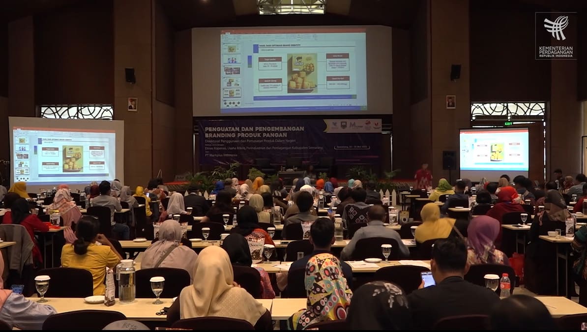 Direktorat Penggunaan dan Pemasaran Produk Dalam Negeri (P3DN) di tahun 2023 ini melakukan kegiatan Seminar Pelatihan Penguatan Dan Pengembangan Branding Produk UMKM di 4 lokasi. (Istimewa) - Image