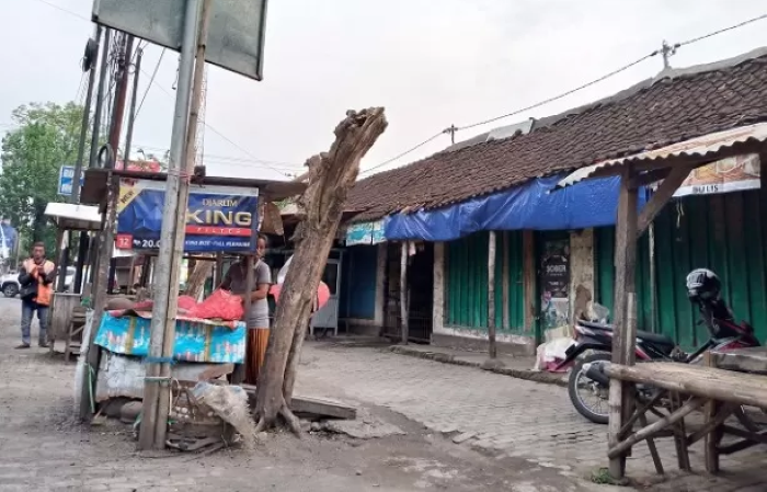Pasar banyakan, (Sumber: Radar Kediri) - Image
