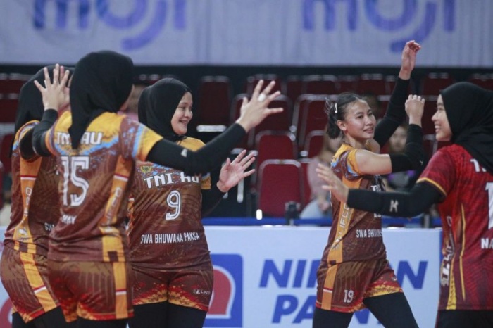 Tim voli putri TNI AU saat laga final four di GOR Jayabaya, Kota Kediri, Jawa Timur. ANTARA/HO-panitia - Image