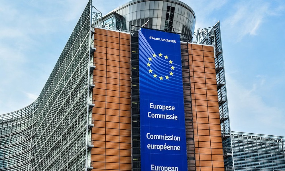 Komisi Uni Eropa Berhasil Menetapkan Eropa sebagai Benua Pertama yang Terapkan Aturan Terkait Penggunaan Artificial Intelligence (AI). / Sumber : Eurac Research - Image