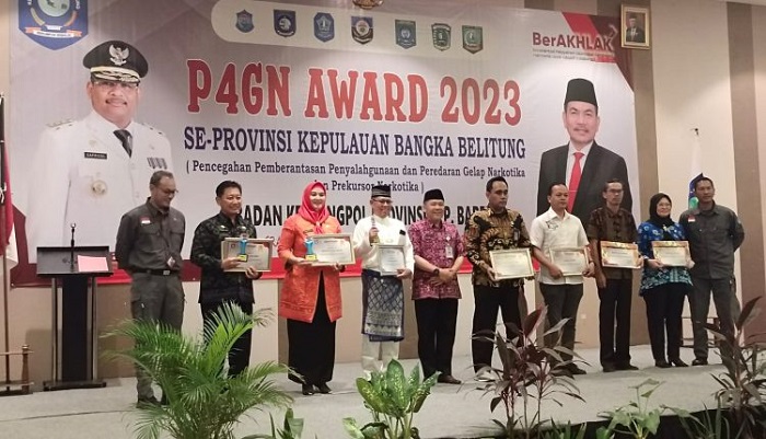 Pemerintah Kota Pangkalpinang terima penghargaan peringkat tiga P4GN Award tahun 2023 se-Provinsi Kepulauan Bangka Belitung. - Image