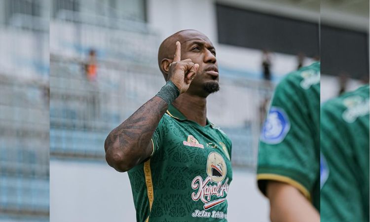 Potret pemain Persebaya Surabaya, Paulo Henrique - Image
