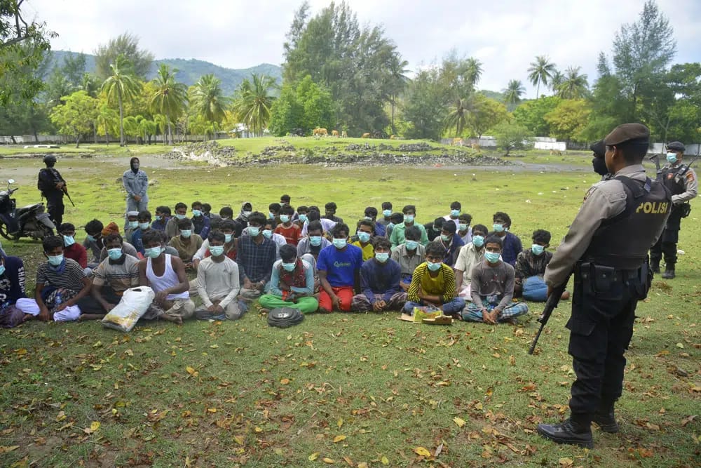 Pengungsi Rohingya Dikabarkan Masuk Wilayah NTT dan Membawa KTP Palsu (niaga.asia) - Image