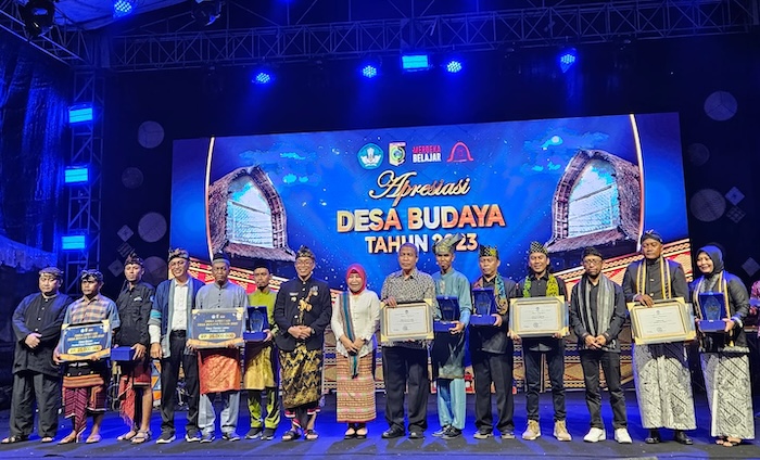 Direktorat Pengembangan dan Pemanfaatan Kebudayaan (PPK) Direktorat Jenderal Kebudayaan, Kementerian Pendidikan, Kebudayaan, Riset (Kemendikbudristek) menggelar kegiatan Festival Dongdala Budaya Desa. - Image