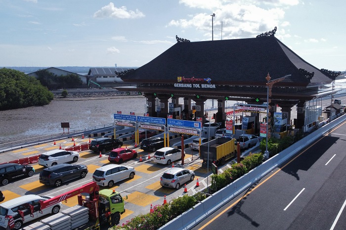 Jalan Tol Bali Mandara, salah satu ruas Tol dengan pemandangan indah di Indonesia. - Image