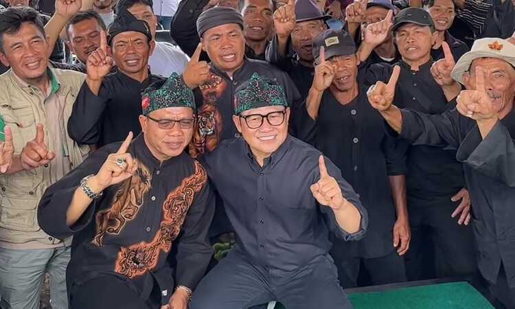 Cawapres Paslon Nomor 1, Muhaimin Iskandar lakukan kampanye di Soreang Bandung, singgung urgensi pembelian alutsista/ - Image
