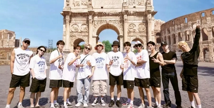 Kelilingi Italia, Intip SEVENTEEN Dan PD Na Young Suk di Teaser ‘NANA TOUR’ Episode 2. Sumber Foto: Soompi - Image