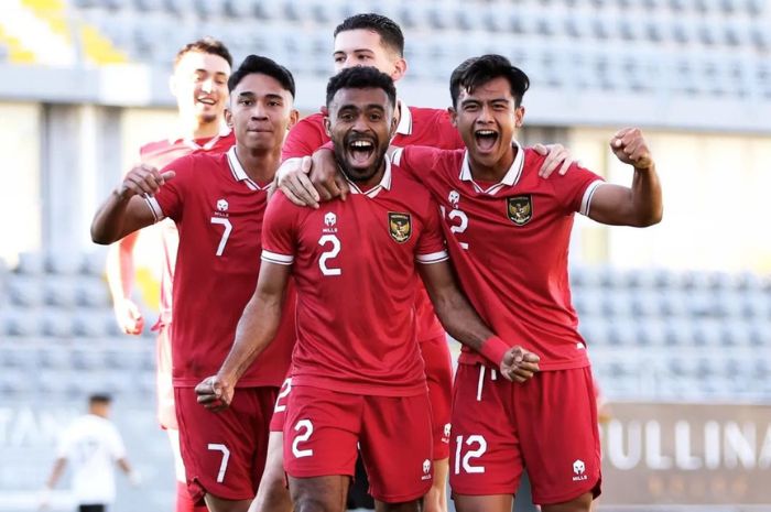 DUKUNG TIMNAS INDONESIA: Dukung Timnas Indonesia di Piala Asia 2023 melalui gim Fantasy Football. (PSSI) - Image