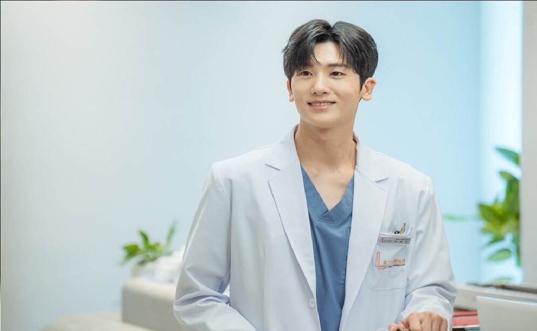 Park Hyung sik bermain di serial Doctor Slump/ Allklop - Image