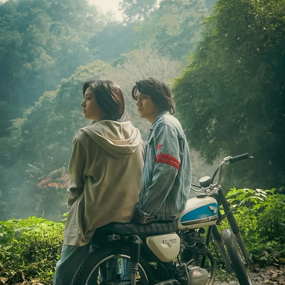 Arbani Yasiz dan Zee JKT48 sebagai Dilan dan Ancika (Instagram/jkt48.zee) - Image
