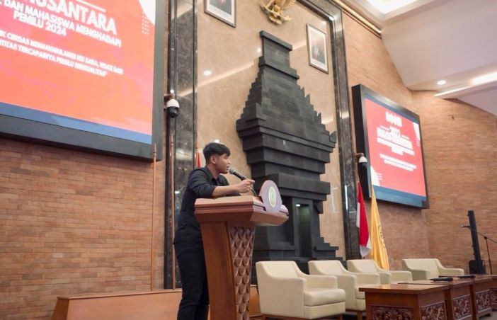 Koordinator Daerah BEM Nusantara Jawa Timur Elang Bagus Dwi Tunggal. - Image