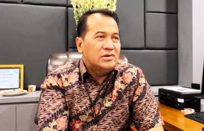 Kepala Dinas Energi dan Sumber Daya Mineral Jawa Timur Nurkholis. - Image