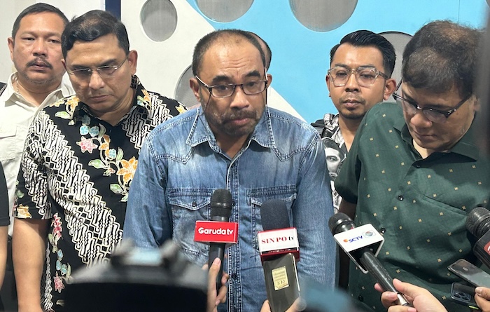 Wahab dan Puluhan aktivis yang tergabung dalam Prakarsa Aktivis Pro Persatuan dan Kemajuan menyerukan semua pihak untuk bersama menjaga Pemilu berjalan dengan aman dan damai. - Image
