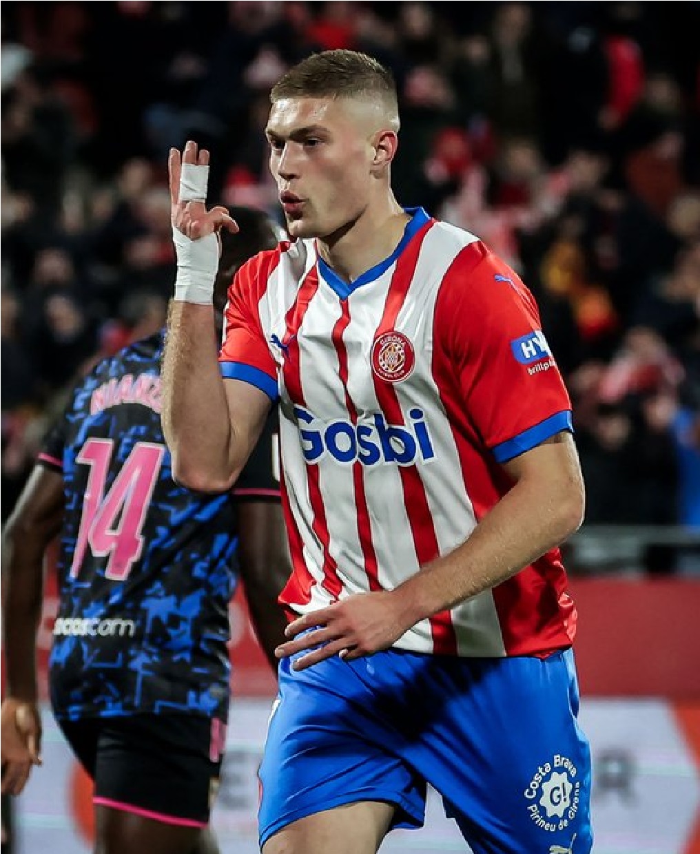 Artem Dovbyk Mencetak Hattrick dan Membuat Girona Memuncaki Klasemen Liga Spanyol./twitter.com/brfootball - Image