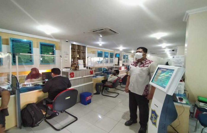 Khusus untuk jenis usaha karaoke, sesuai UU HKPD, tarif pajaknya diamanatkan paling rendah 40 persen dan paling tinggi 75 persen./surabaya.go.id - Image