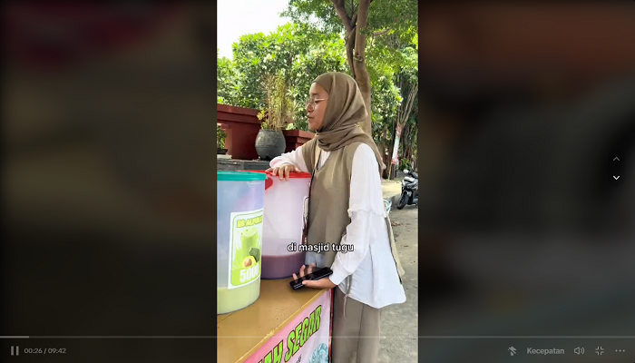 Momen Jumat Berkah di Masjid Tugu. - Image