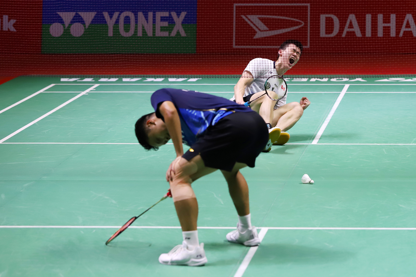 Selebrasi Tunggal putra Kanada Brian Yang usai mengalahkan Tunggal putra Indonesia Anthony Sinisuka