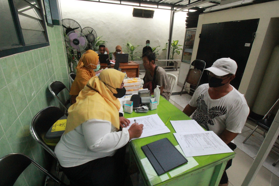 Pelayanan skrining dan pemeriksaan terintegrasi gratis dari Pemkot Surabaya (Sumber: Pemkot Surabaya) - Image