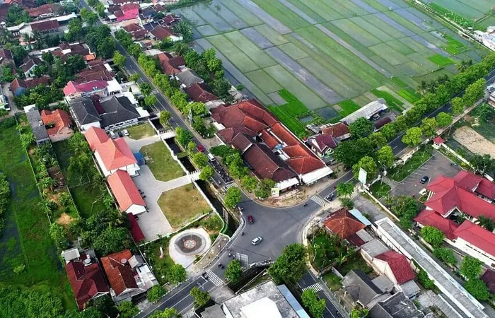Ratusan bidang tanah aset Pemkab Pacitan rentan dicaplok pihak lain lantaran hingga saat ini belum mengantongi sertifikat hak milik (SHM). (DOKUMEN RADAR PACITAN) - Image