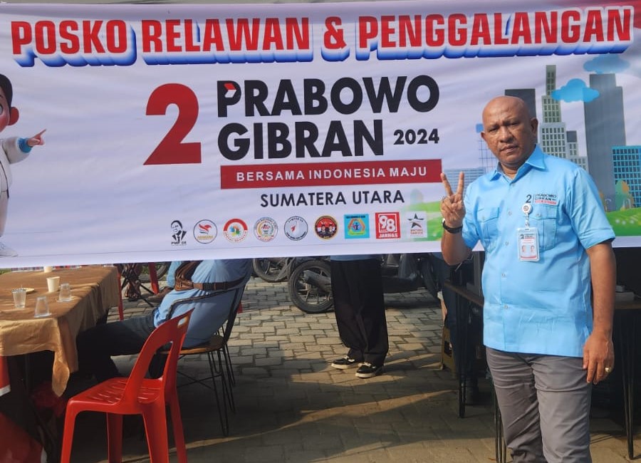 TKN dan TKD Sumut bersama relawan menghadirkan posko relawan di sekitar Lapangan Gajah Mada, Jalan Mojopahit, Medan. - Image