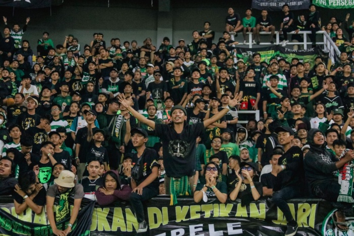 BANTING HARGA: Manajemen Persebaya Surabaya banting harga tiket untuk menarik animo dukungan jelang laga kontra Bhayangkara FC. (Persebaya) - Image