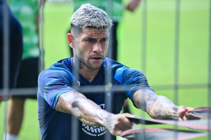 OPTIMISTIS: Ciro Alves akan berusaha keras membawa Persib Bandung membalaskan dendam saat menjamu Persis Solo di Stadion GBLA, Minggu (4/2). (Badan Liga Indonesia) - Image